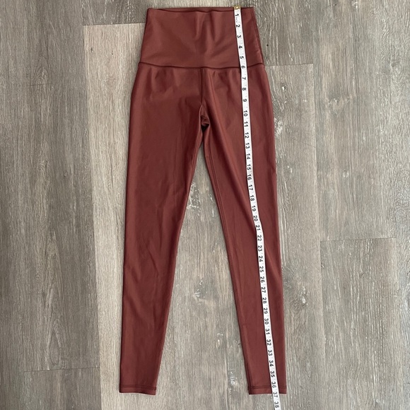 Aerie Offline High-Waisted Rust Leggings - Picture 5 of 7